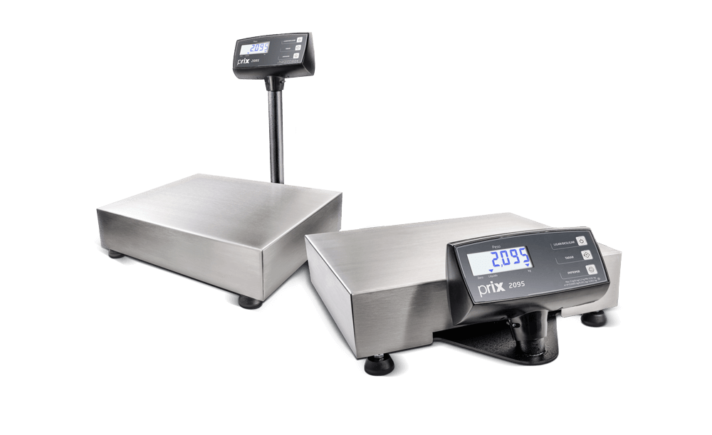 Comparativo balança Prix 2095: modelos versão mesa e versão torre lado a lado com prato de inox.