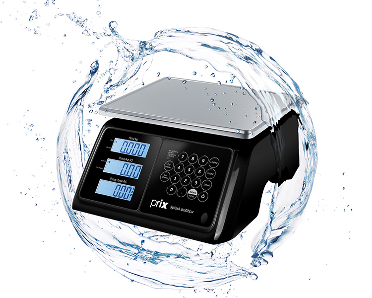 Balanza precificadora impermeable Prix Splash bc201w rodeada de agua destacando su resistencia.