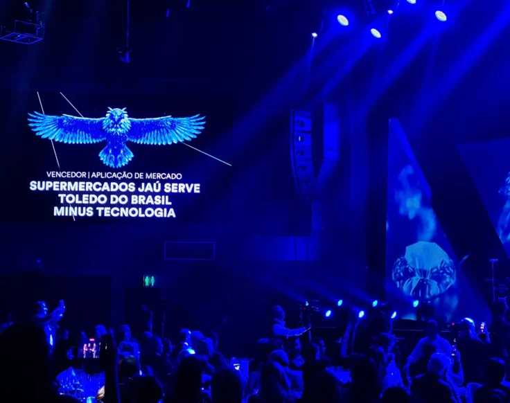 Palco anuncia Jaú Serve, Toledo do Brasil e Minus Tecnologia como vencedores da categoria Aplicação de Mercado.